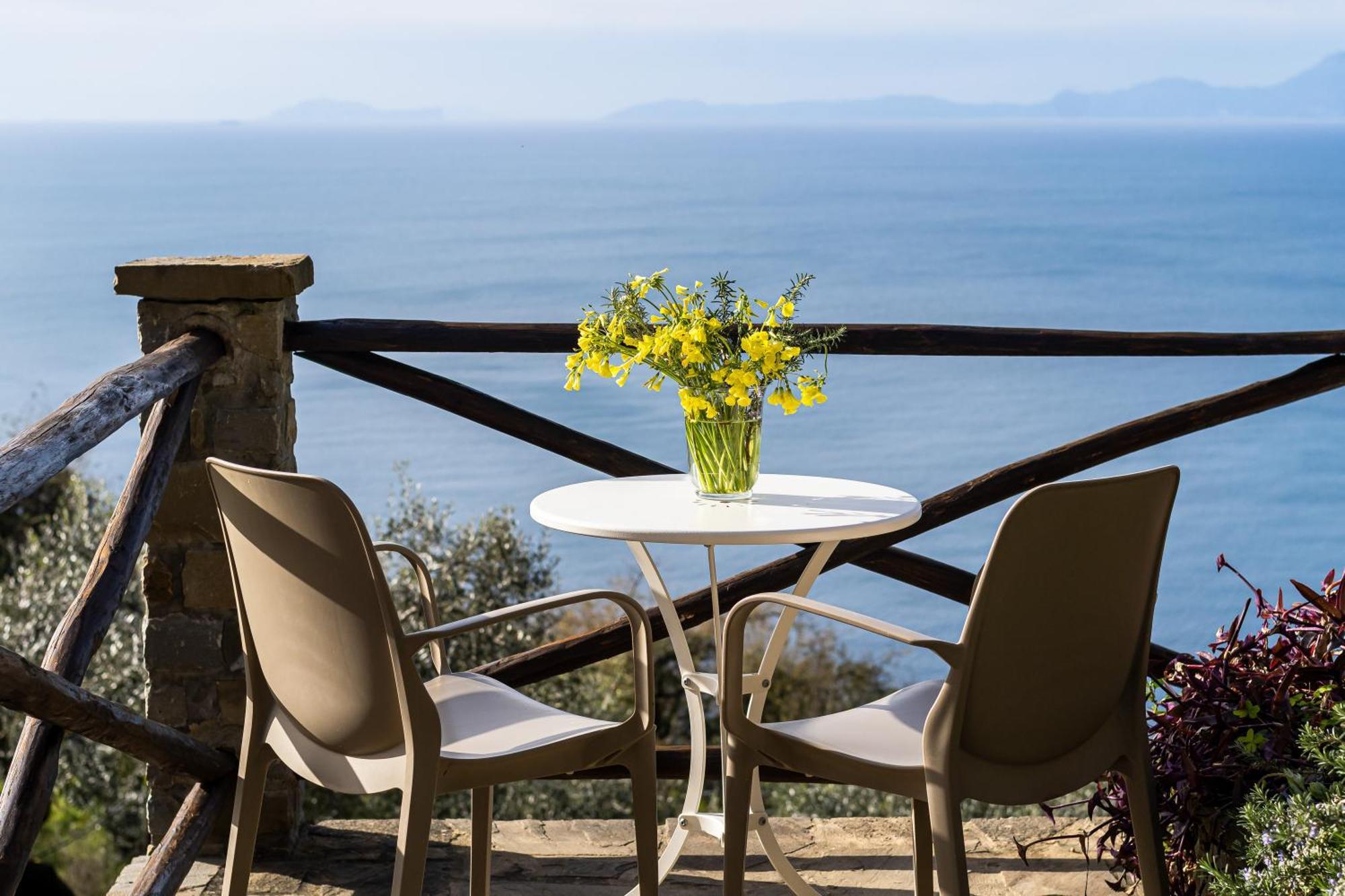 Bellezza In Cilento Panoramic Apts Кастеллабате Экстерьер фото
