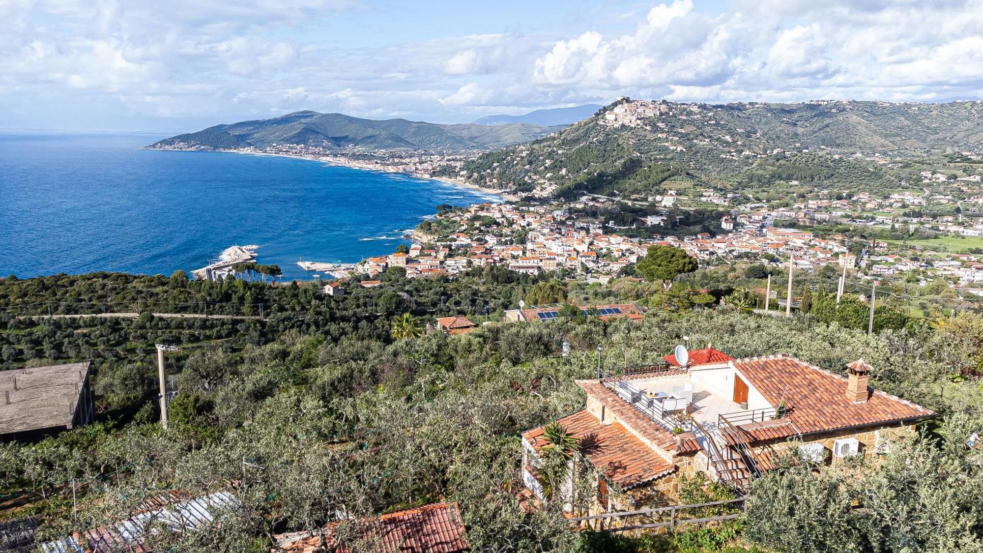 Bellezza In Cilento Panoramic Apts Кастеллабате Экстерьер фото
