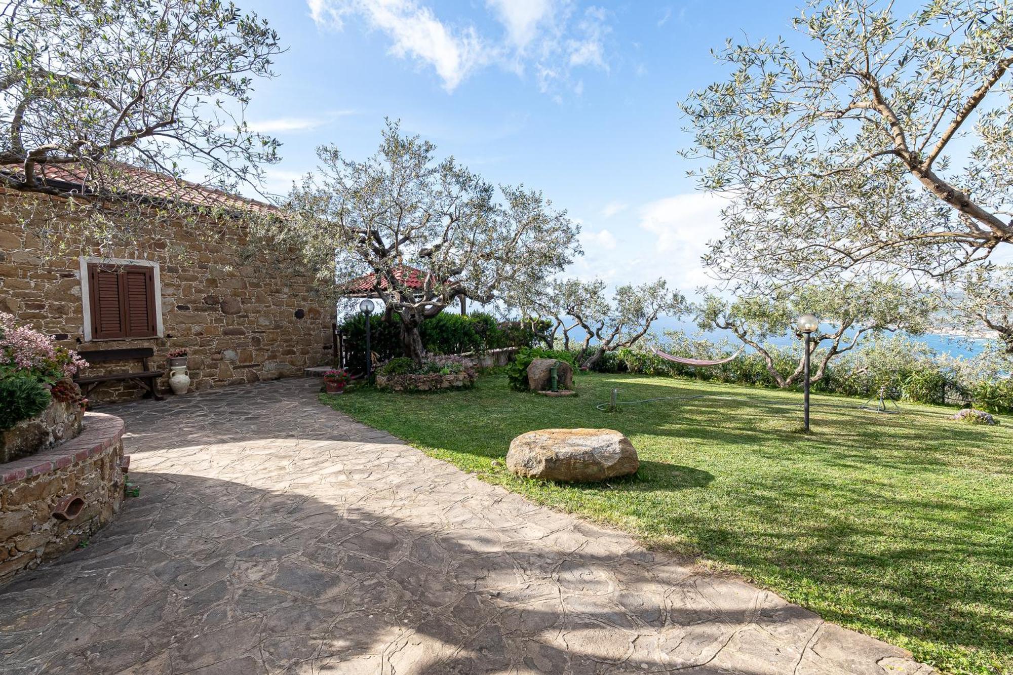 Bellezza In Cilento Panoramic Apts Кастеллабате Экстерьер фото